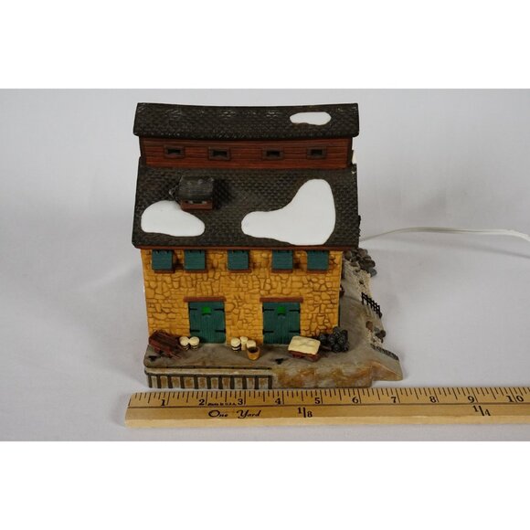 Department 56 North Eastern Sea Fisheries Ltd Dickens Village 58316 Original Box - Picture 2 of 11